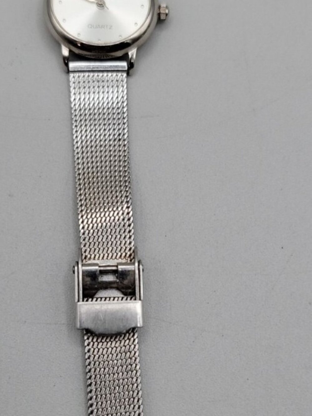 Peugeot Ladies Quartz Watch Adjustable 7" Mesh Band 24" Case Silver Tone - Picture 9 of 11